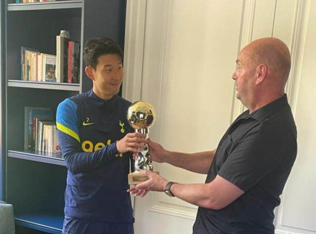 开云体育官方入口-【亚洲金球奖颁奖】第7座金球 孙兴慜记得清清楚楚